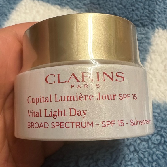 CLARINS CAPITAL LUMIERE JOUR SPF15 VITAL LIGHT DAY - Picture 1 of 4